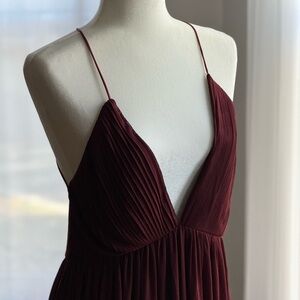 Tobi Maxi Dress- L- unaltered- maroon- great condition.